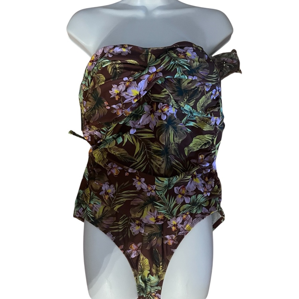 NWT shade & shore size 16 bathing suit
